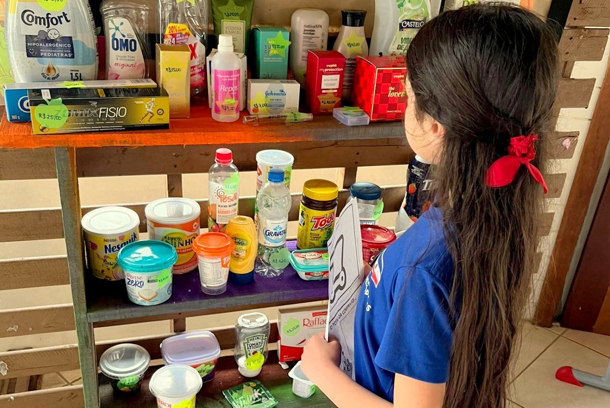 Estudantes de Siderópolis aprendem planejamento financeiro e matemática na 